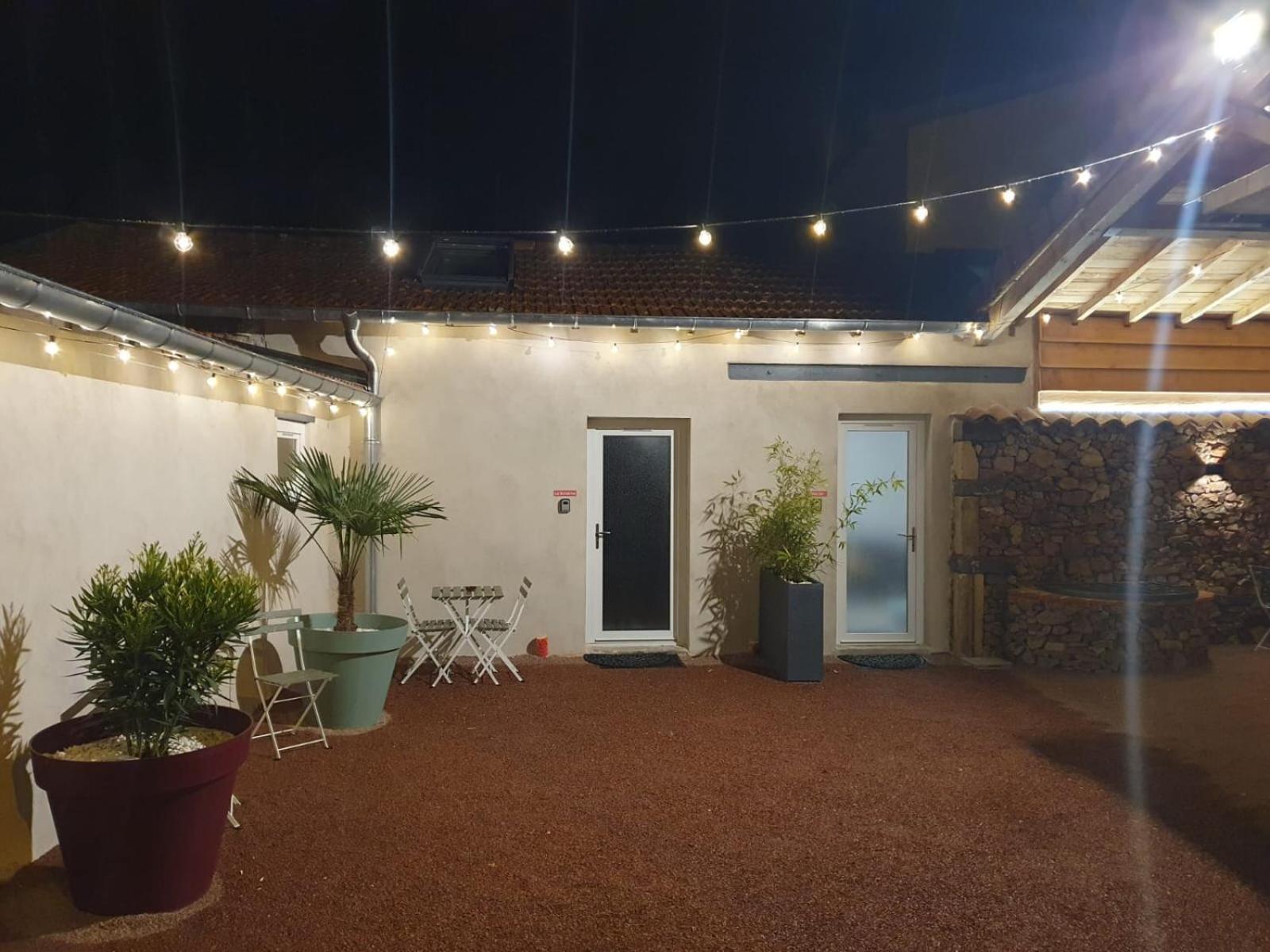 Le Boheme, Sauna & Spa Riorges 외부 사진