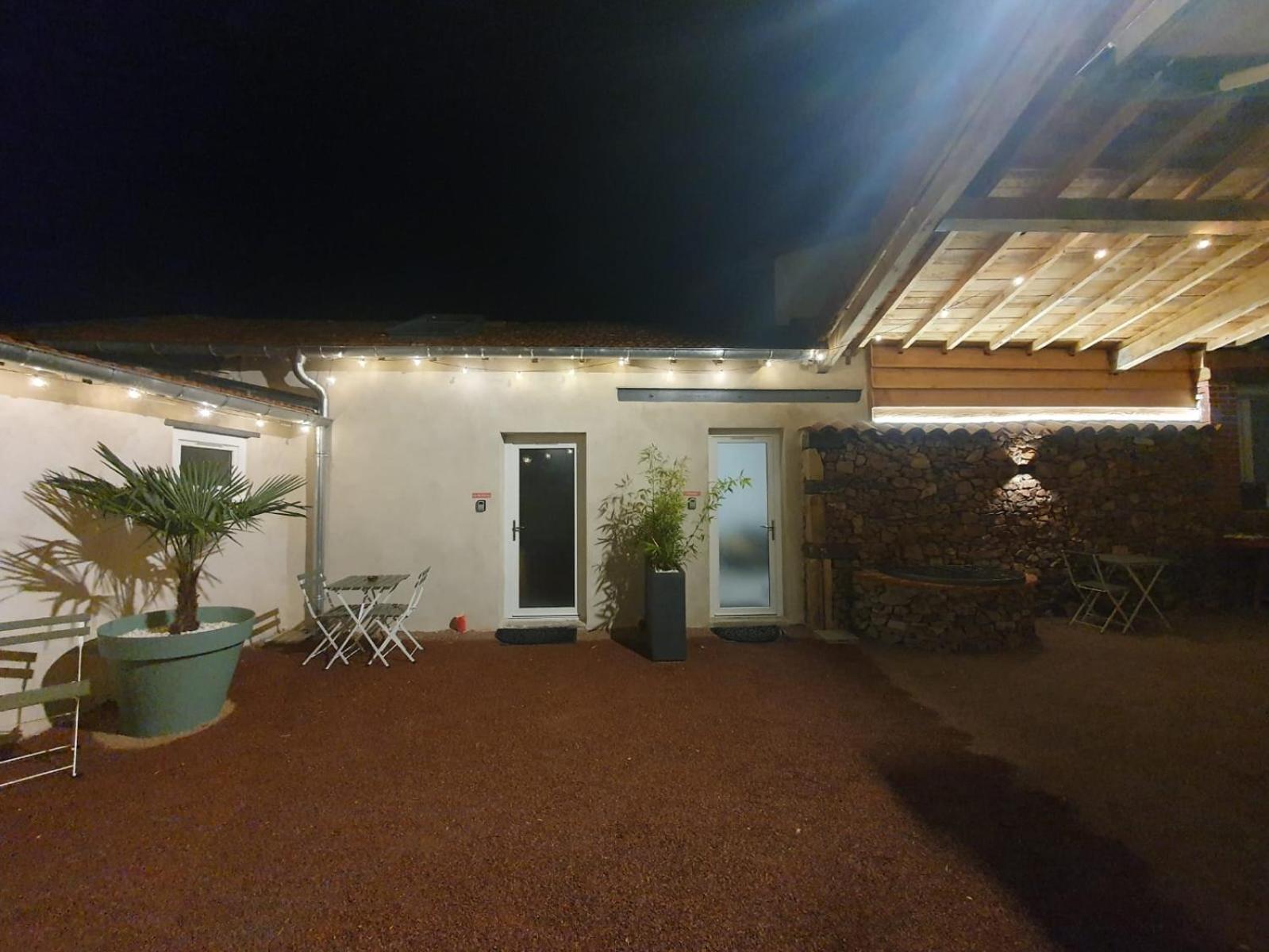 Le Boheme, Sauna & Spa Riorges 외부 사진