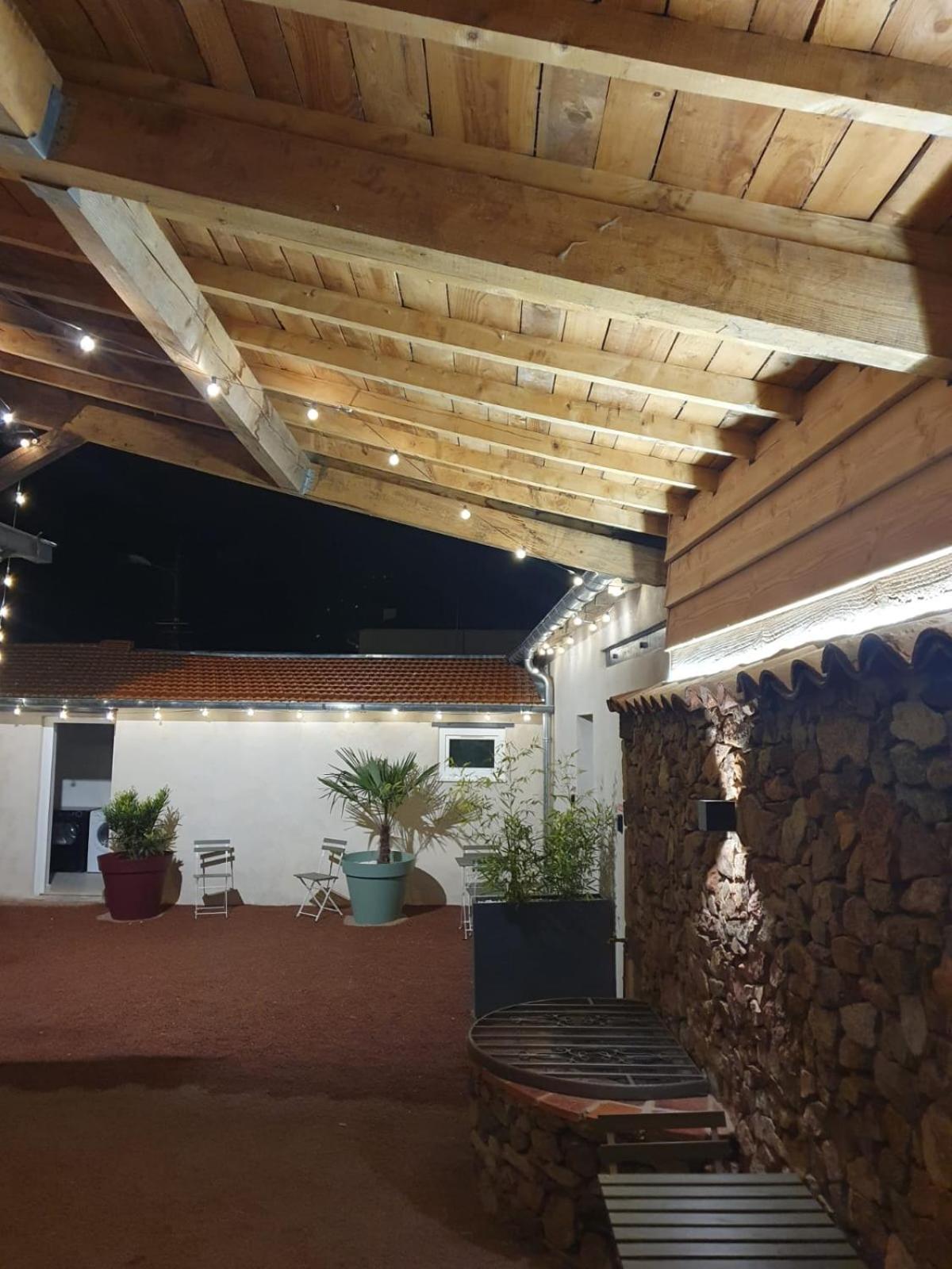 Le Boheme, Sauna & Spa Riorges 외부 사진